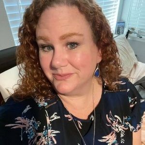 Meet your Posher, Kelli